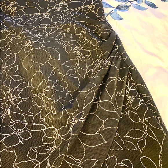 Women’s Row A Black Mini Dress - Picture 3 of 7